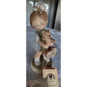 Enesco Memories of Yesterday Time For Bed Porcelain Figurine Girl 1989 Boxed